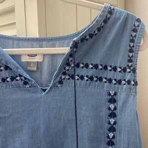 Old Navy Embroidered Dress